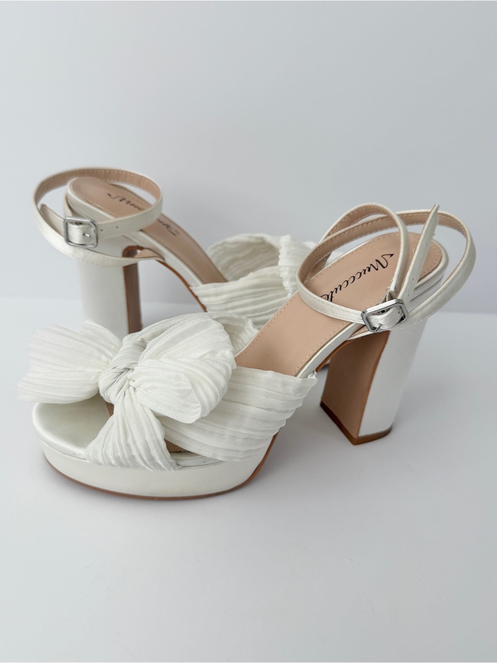 Bridal Open Toe Bow Platform Heels - Picture 12 of 14